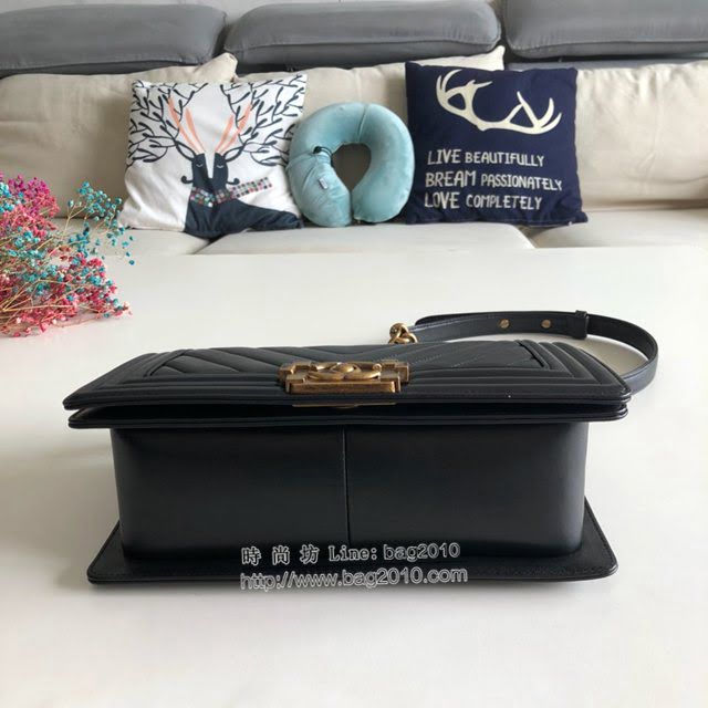 Chanel女包 香奈兒專櫃經典款V格boy包 Chanel小羊皮鏈條女包 67086黑色  djc4224